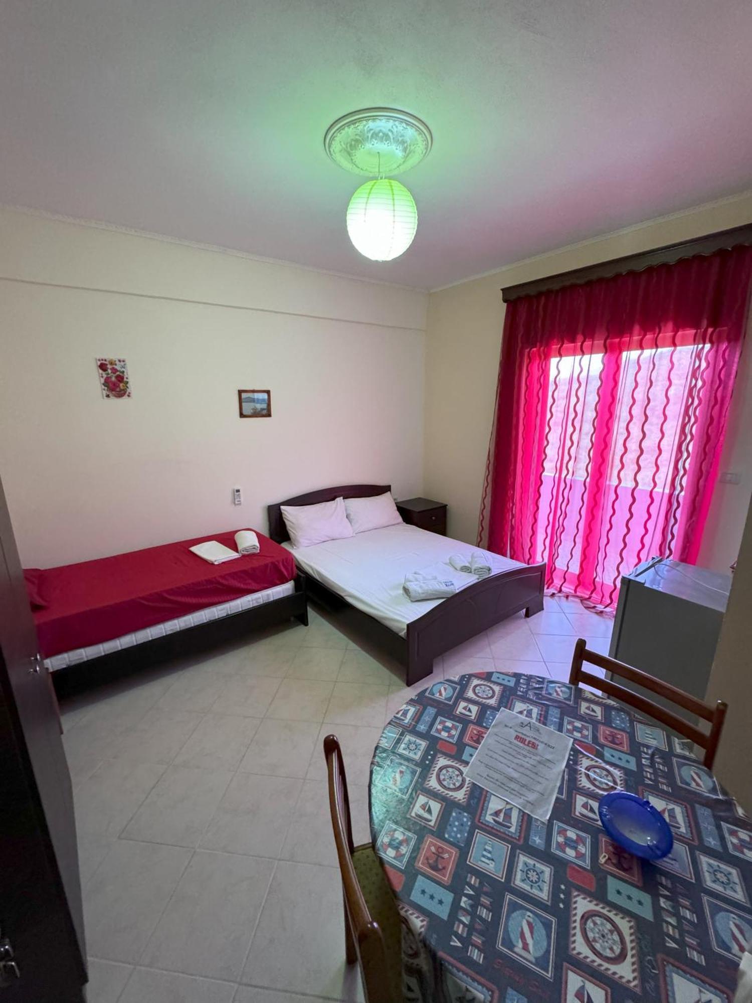 Adrian Agustin Rooms Lukovë Exterior foto