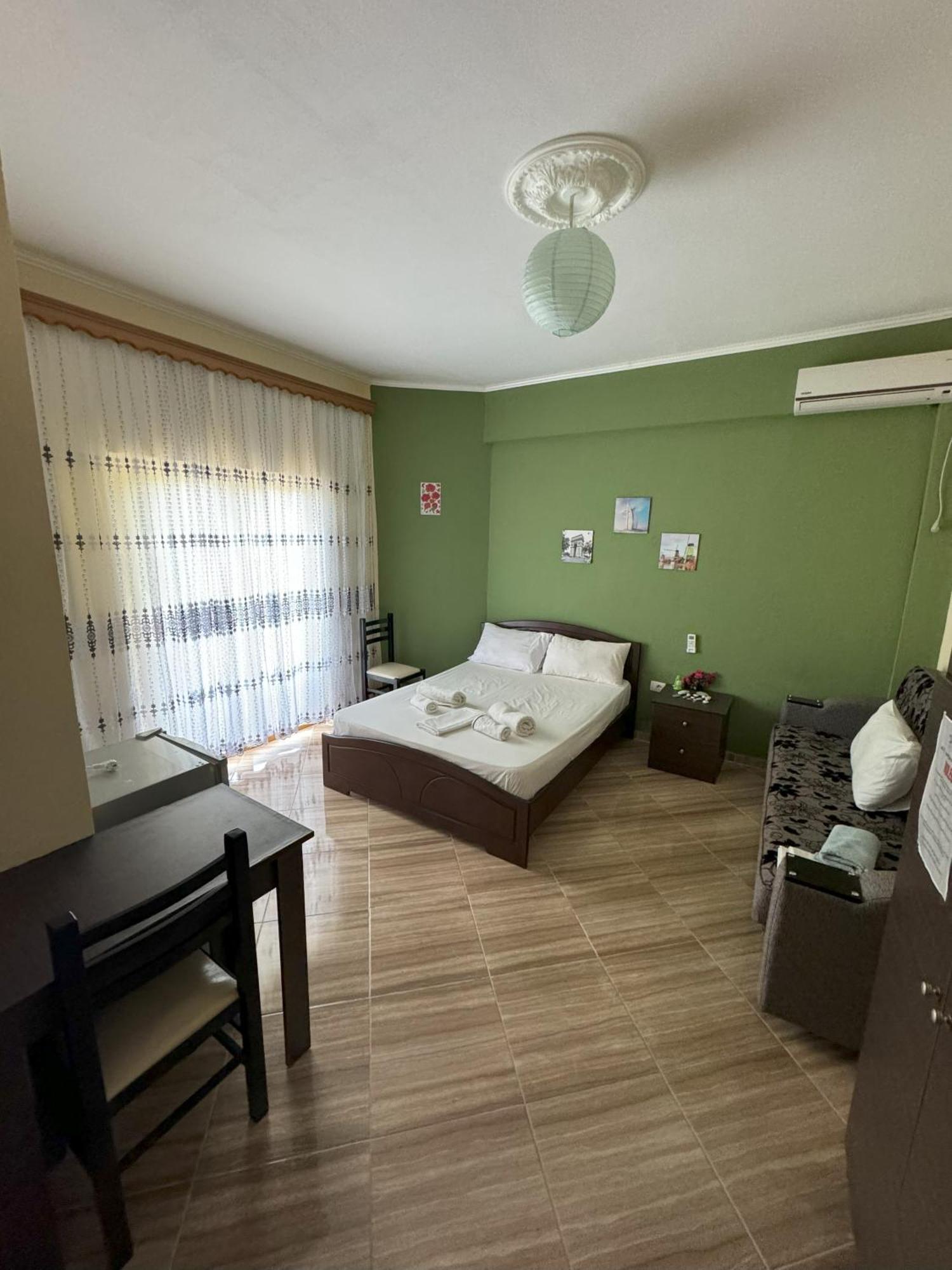 Adrian Agustin Rooms Lukovë Exterior foto
